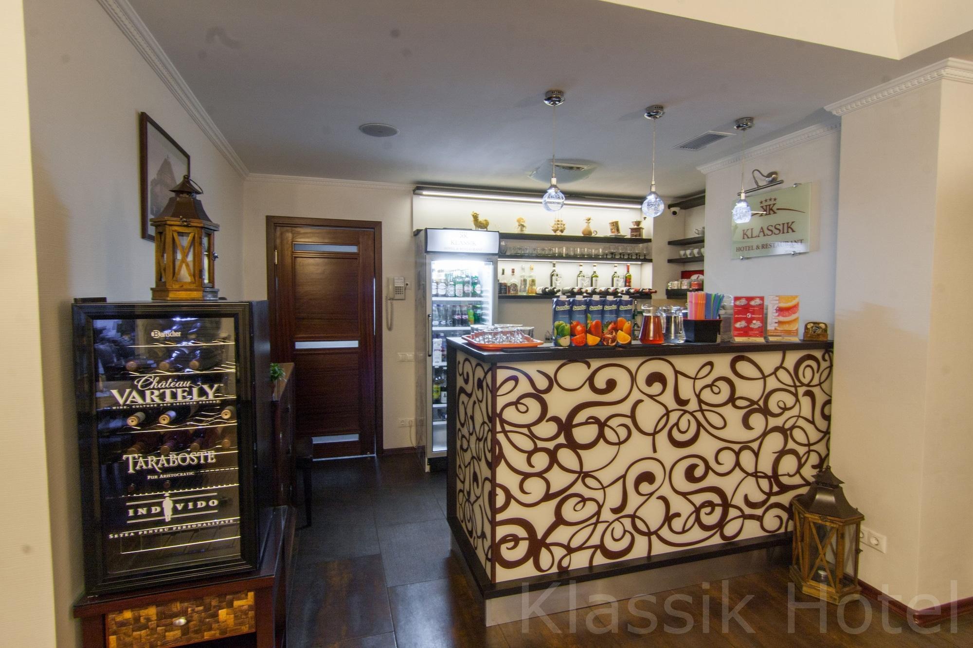 Klassik Hotel Kiszyniów Zewnętrze zdjęcie