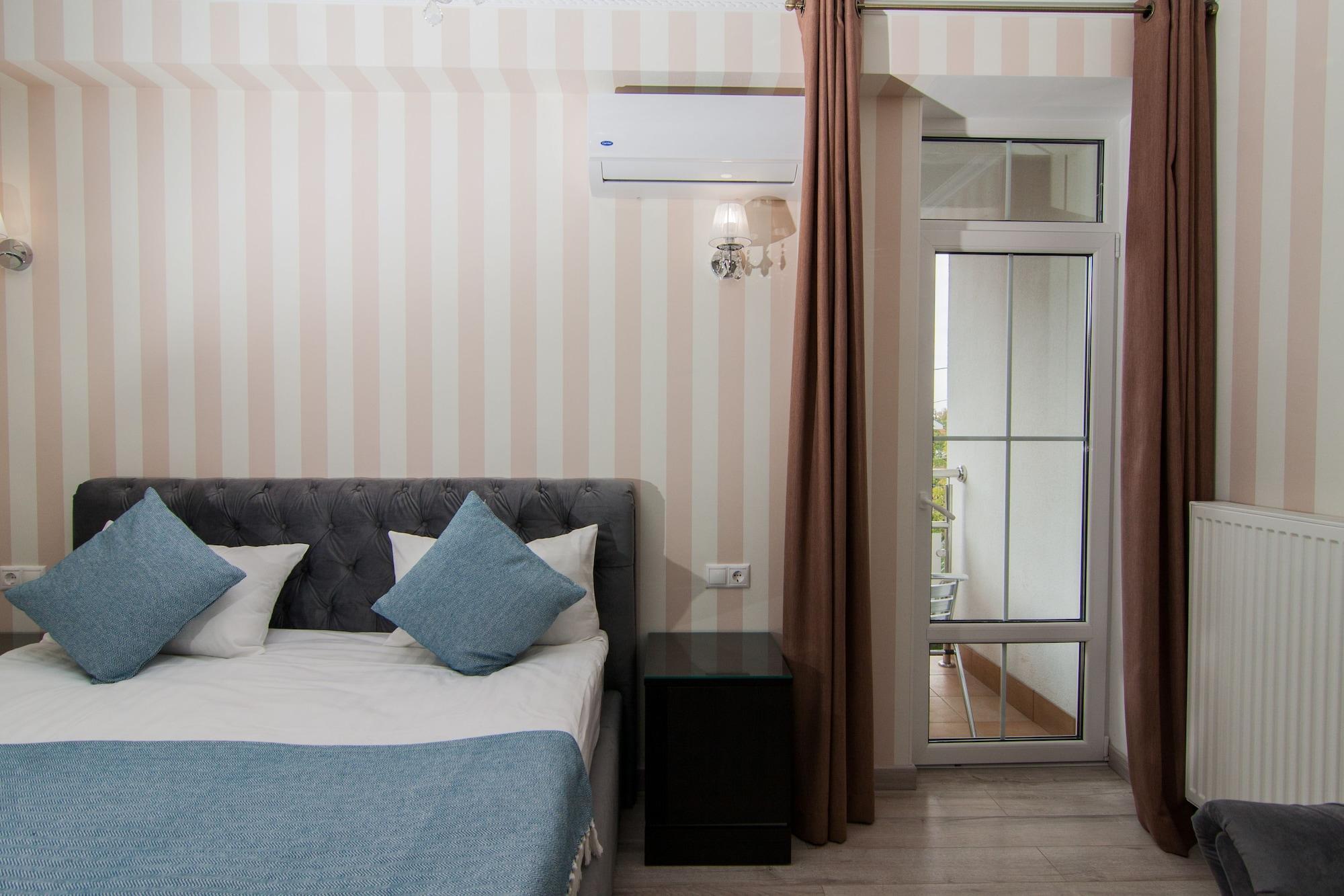 Klassik Hotel Kiszyniów Zewnętrze zdjęcie