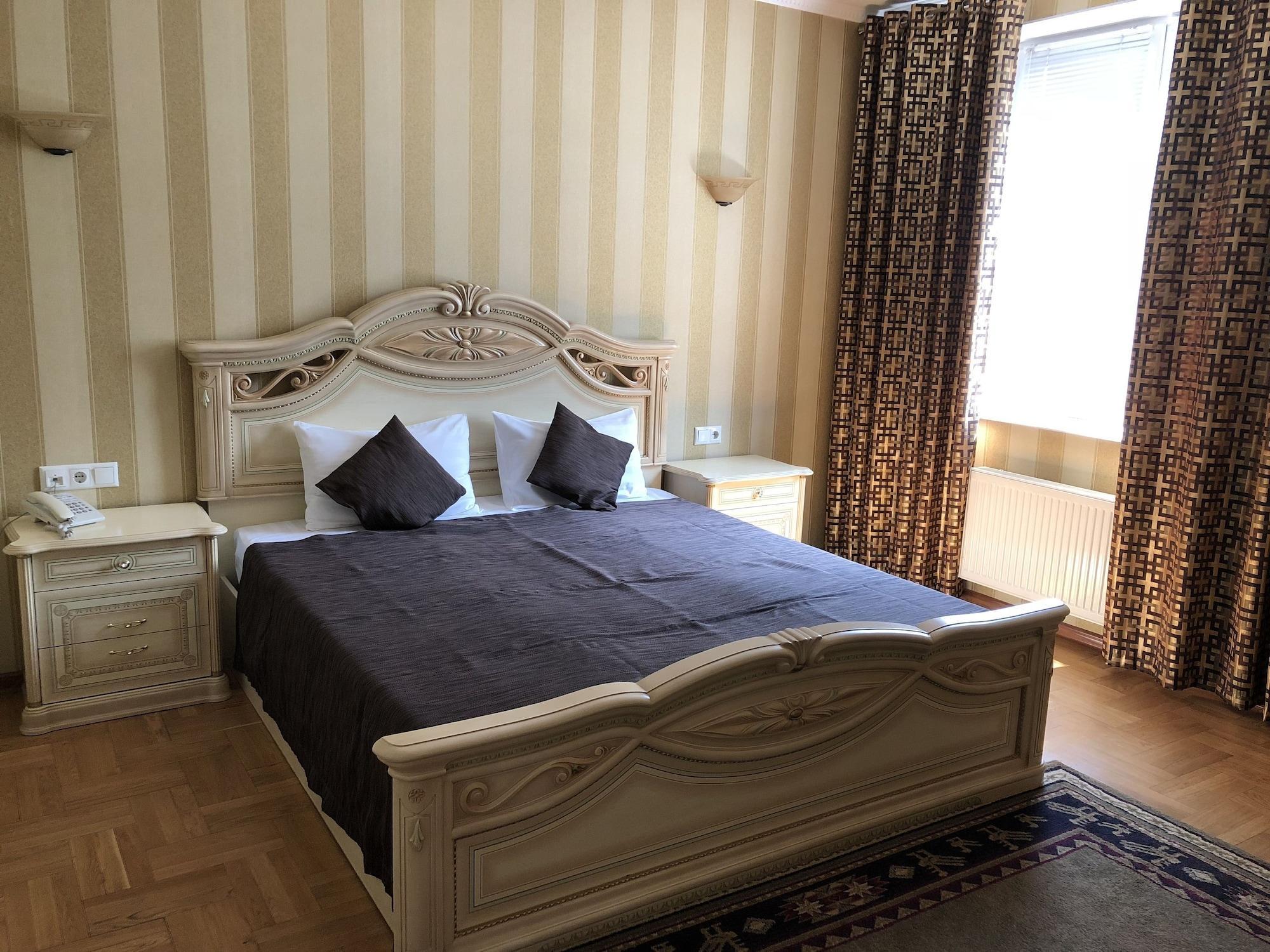 Klassik Hotel Kiszyniów Zewnętrze zdjęcie