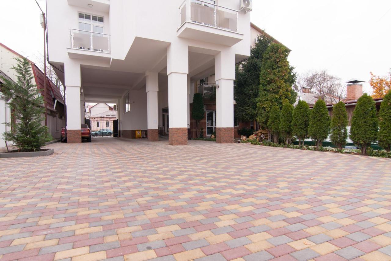 Klassik Hotel Kiszyniów Zewnętrze zdjęcie
