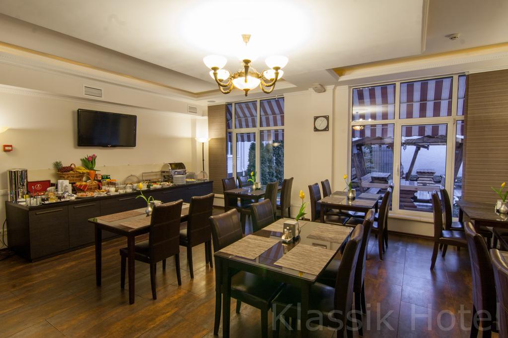 Klassik Hotel Kiszyniów Zewnętrze zdjęcie