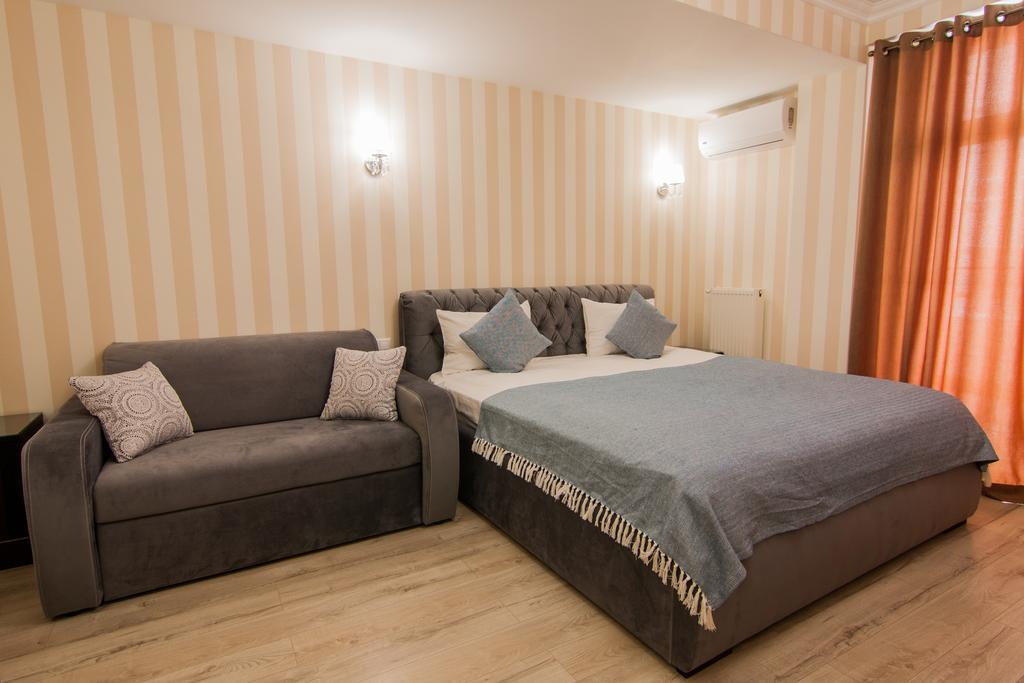 Klassik Hotel Kiszyniów Zewnętrze zdjęcie